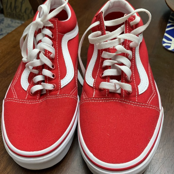 VANS - Picture 2 of 2
